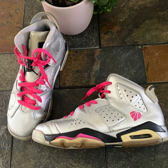 Air Jordan Silver and Pink Sneakers size 6Y good used condition - Picture 1 of 7